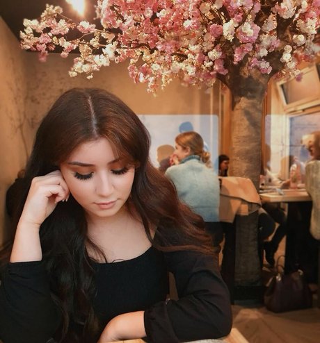 Yazzi 最高のモデル 写真