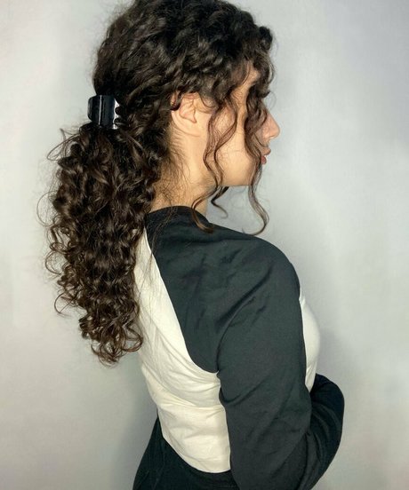 Yazzi セックスポルノスター 写真