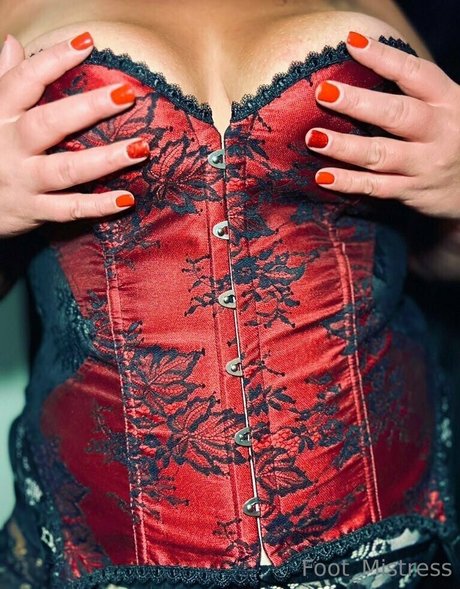 the footress セックスモデル 写真