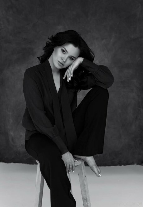 leyla of angel かわいいスター アーカイブ