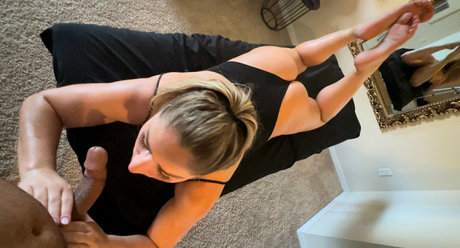 変態エボニーOnlyFans アート裸 写真