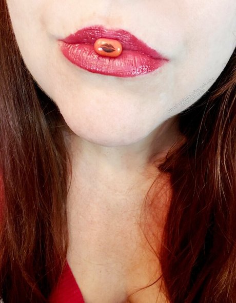 69フェラチオOnlyFans セクシーヌード 画像