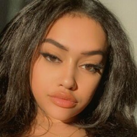 monicaxoxo ポルノモデル ギャラリー