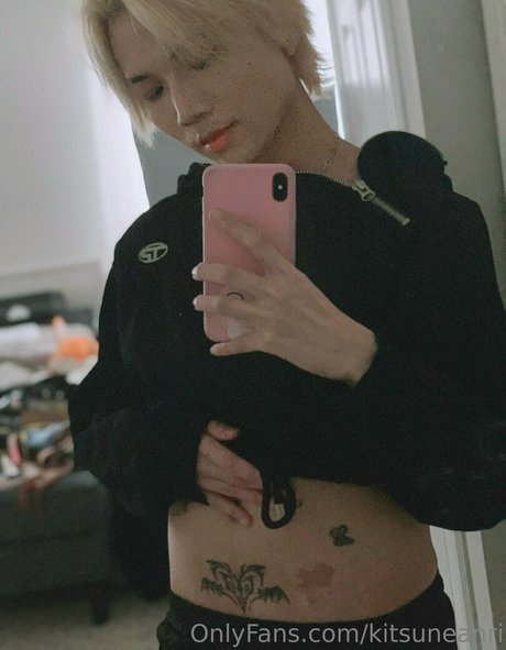 kitsuneanwi アートポルノスター 写真