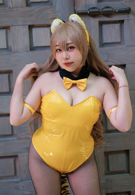 花嫁オンリーファン セクシー裸 画像