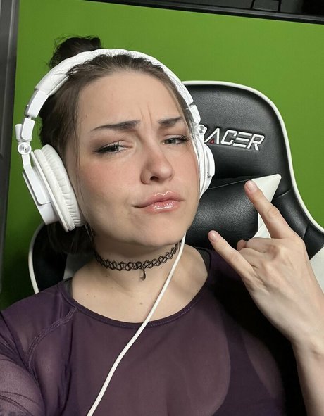 アジア人のタトゥー OnlyFans セックス 写真