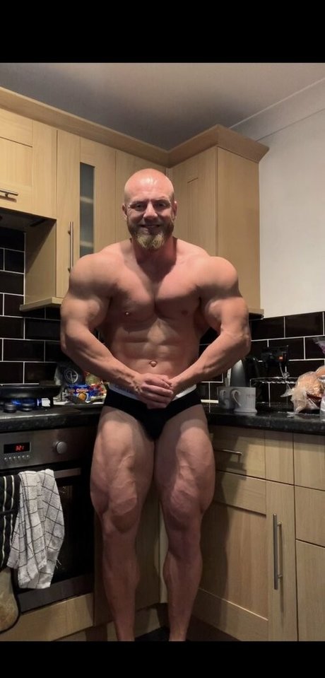 熟女ディルドOnlyFans セクシー 写真