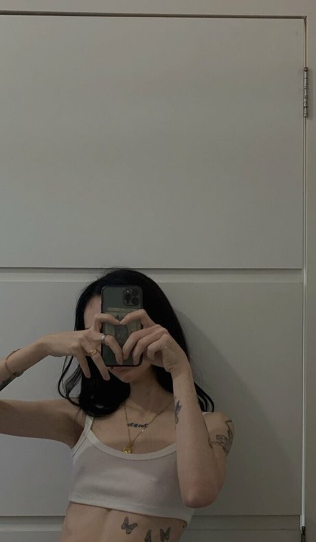 Su Aikyo ポルノスター 写真