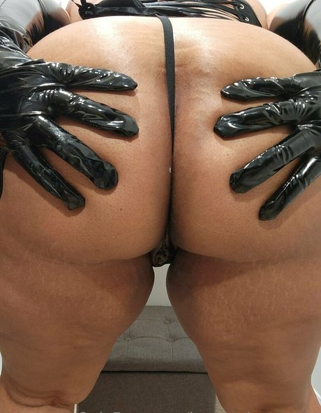 乱交OnlyFans ヌード 画像