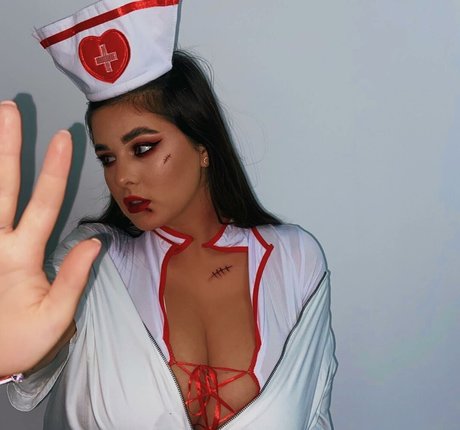 スリムな熟女OnlyFans ホット裸 画像