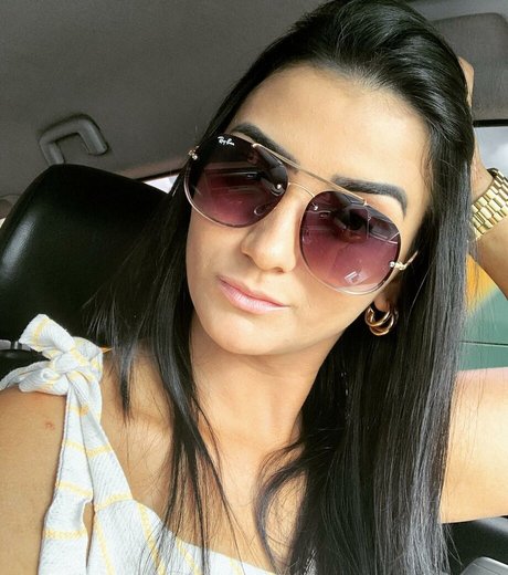 Gabriela Batista Torres セクシーなスター ギャラリー