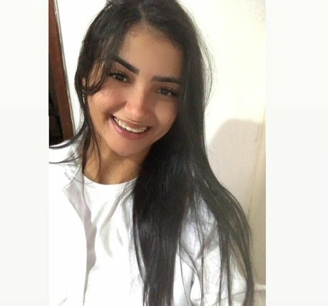 Gabriela Batista Torres XXXモデル 画像