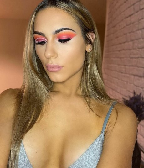 Dezmin Schubel 素敵なスター 写真