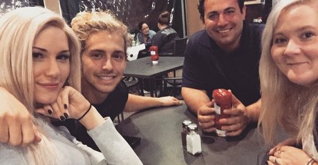 Dezmin Schubel ヌード女優 写真