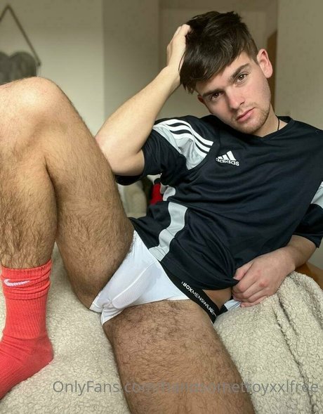 handsometroyxxlfree セクシーなスター 写真