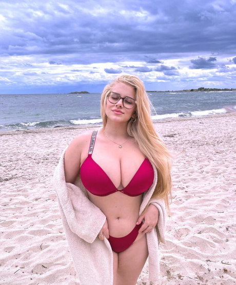 コスプレヌードOnlyFans 無料xxx 画像