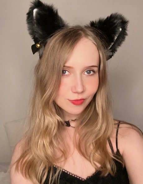 エモオンリーファン ポルノ アーカイブ