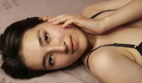 So audrey エロティックなポルノスター 写真