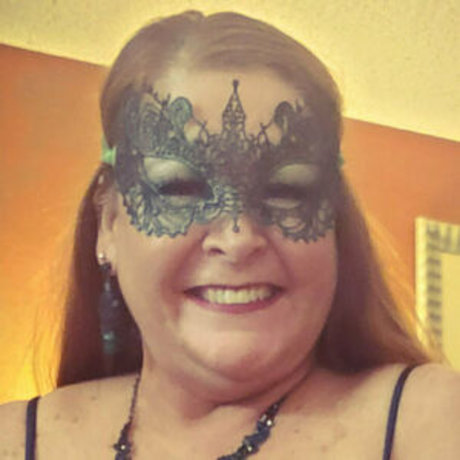 untamed red ヌードモデル 写真