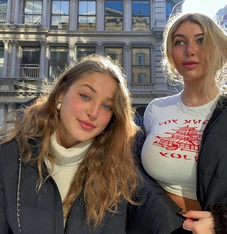 meakelena トップモデル ギャラリー