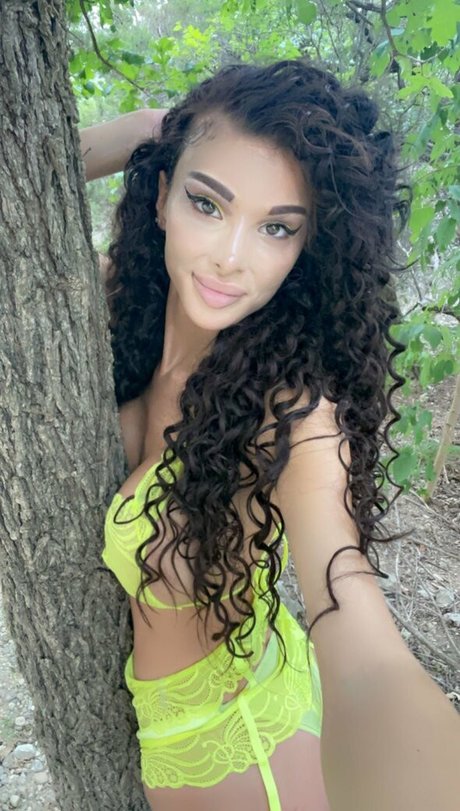 Bigdicktrannynicole ポルノスター 裸 写真