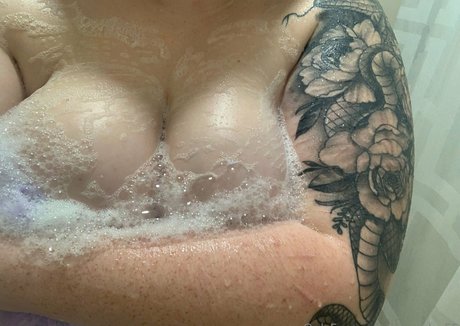 ホットな裸のOnlyFans ヌード 写真