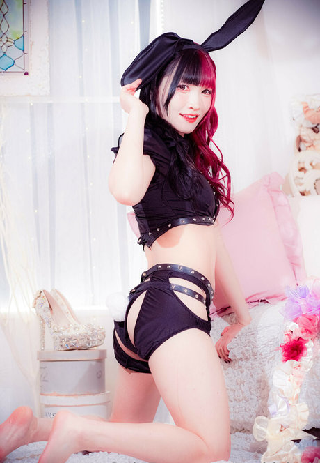 イタリア人熟女OnlyFans ホットヌード ギャラリー