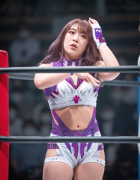 ニューハーフ ドミナトリックス OnlyFans アダルト 写真