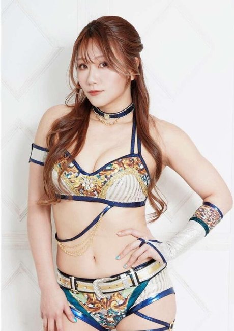 毛深いBBW OnlyFans セクシー 画像