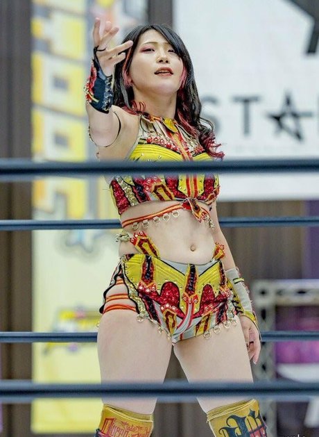 ぽっちゃりブロンドOnlyFans 無料裸 画像