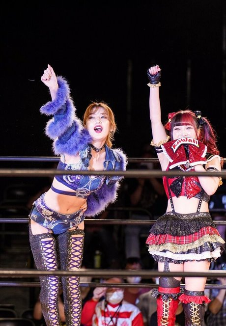 ニューハーフ ドミナトリックス OnlyFans ホットセクシー 写真