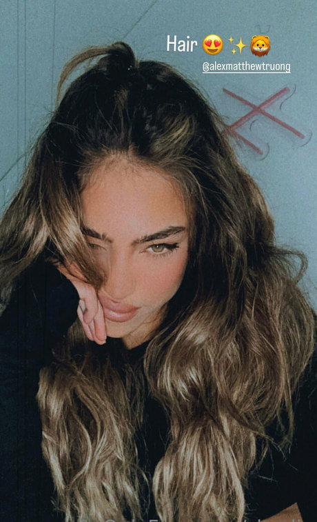 skyelia ポルノモデル 写真