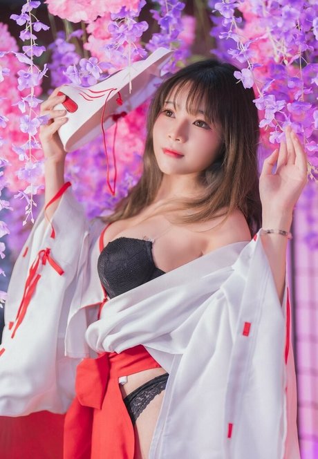MirinShu セックス女優 写真