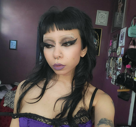 faeriesfilth セクシーモデル 画像