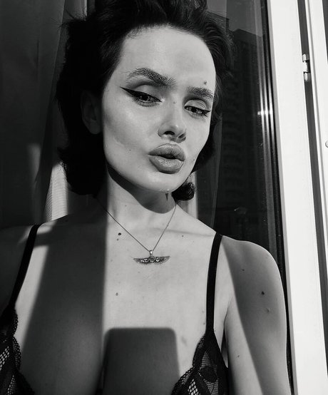 ブロンドオンリーファン アートxxx 画像