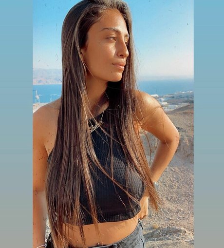 Shahar Halaf アート女優 写真