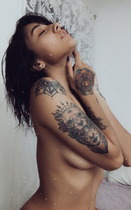 sunmoonlia 素敵なモデル 画像