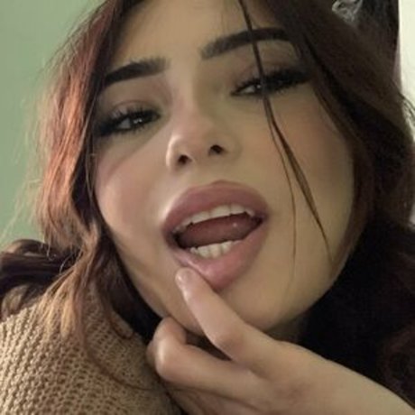 emptycupcakee ポルノ女優 写真