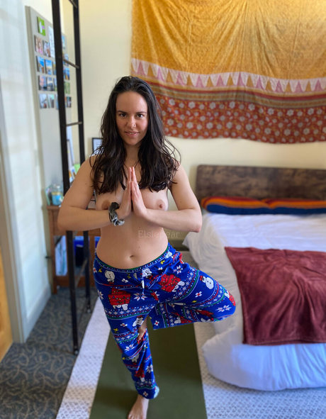 小柄で痩せたOnlyFans 無料xxx 写真