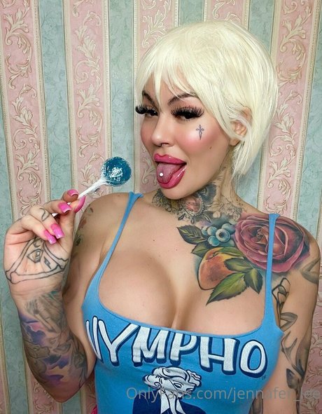 jennafer lee スター ヌード 写真