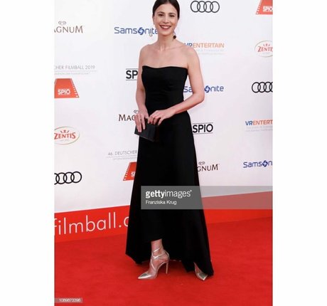 ティーンソロOnlyFans ポルノグラフィック 画像