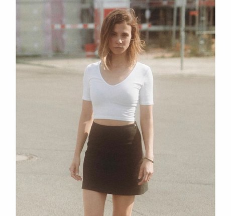 Aylin Tezel 完璧なモデル 写真