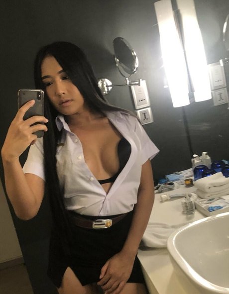 黒檀の白いチンポOnlyFans アートヌード 写真