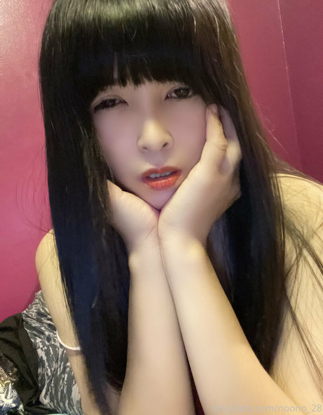noonn 28 高品質のスター 写真