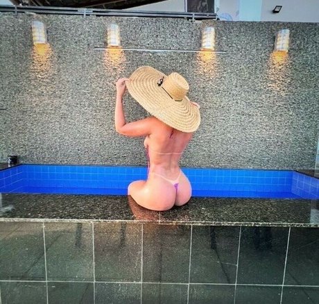 Geiciane Costa 裸のモデル 画像