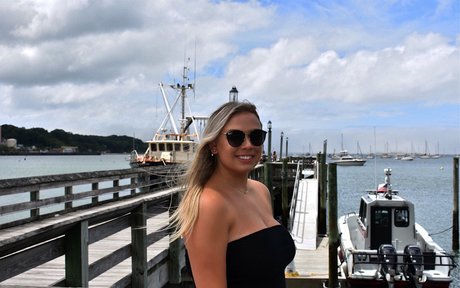 Alyssa K アダルトスター 画像