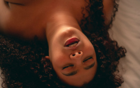 ゲイの若いOnlyFans セクシー裸 画像