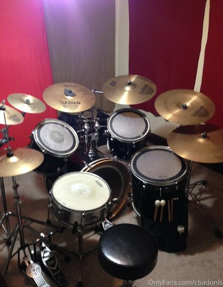 cbadonis ポルノスター 画像