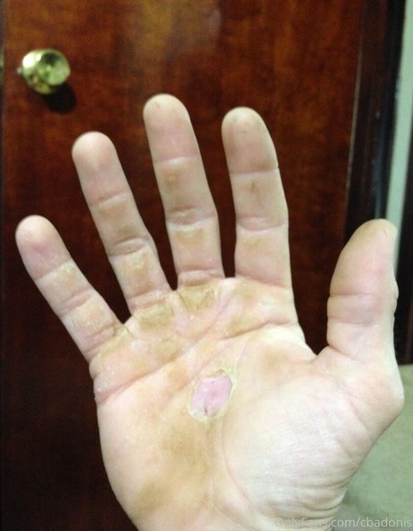 ニューハーフ巨乳OnlyFans セックス 写真