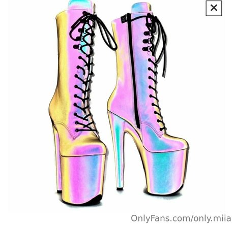 only miia top profile image